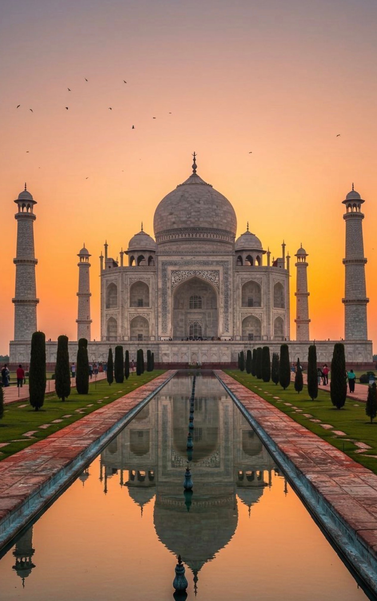 Agra — The eternal Taj Mahal